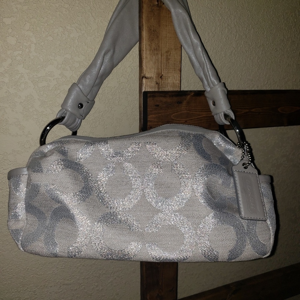 Coach shoulder bag